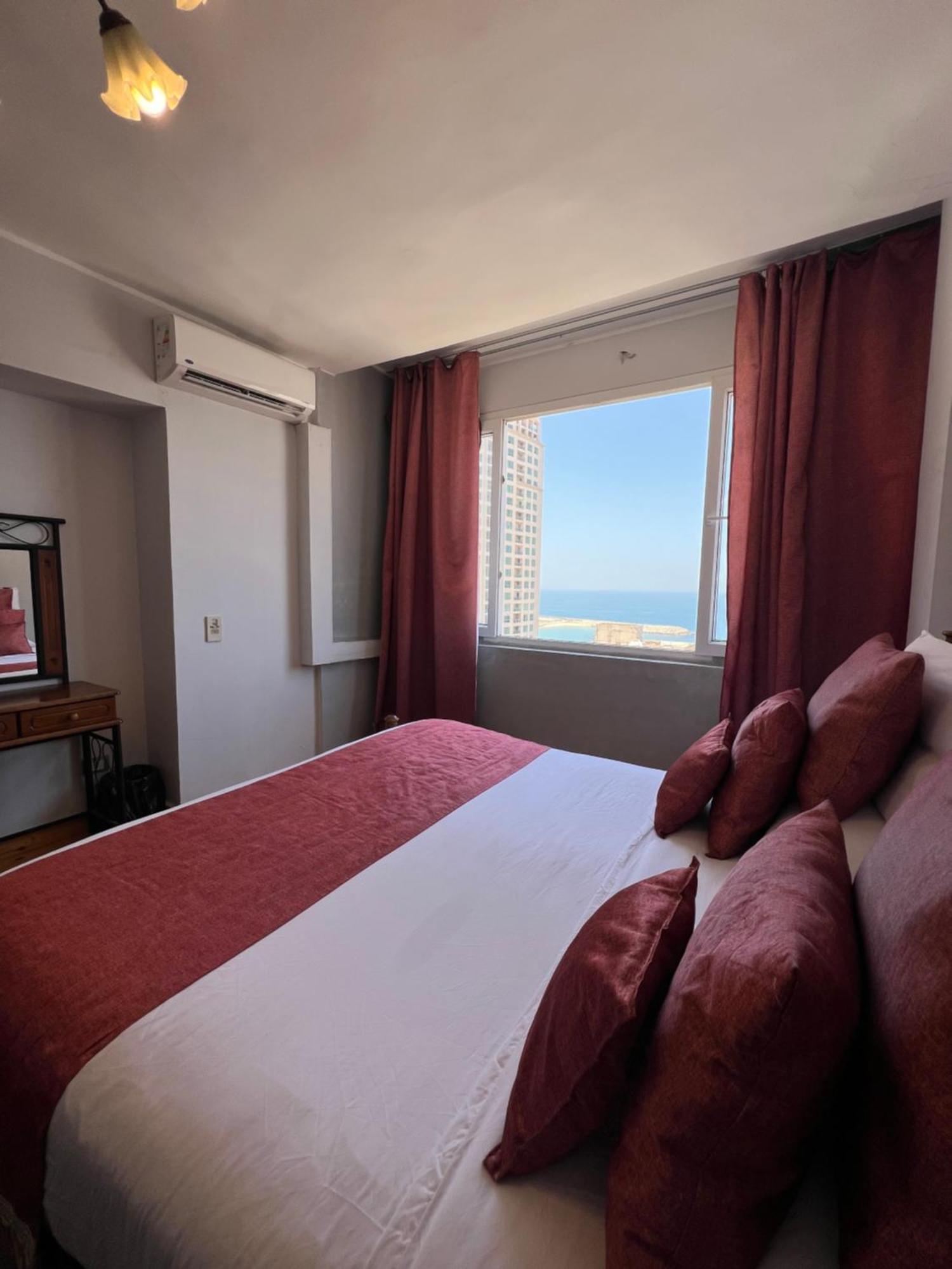 Apartamento Sea View Haven In San Stefano Alejandría Exterior foto